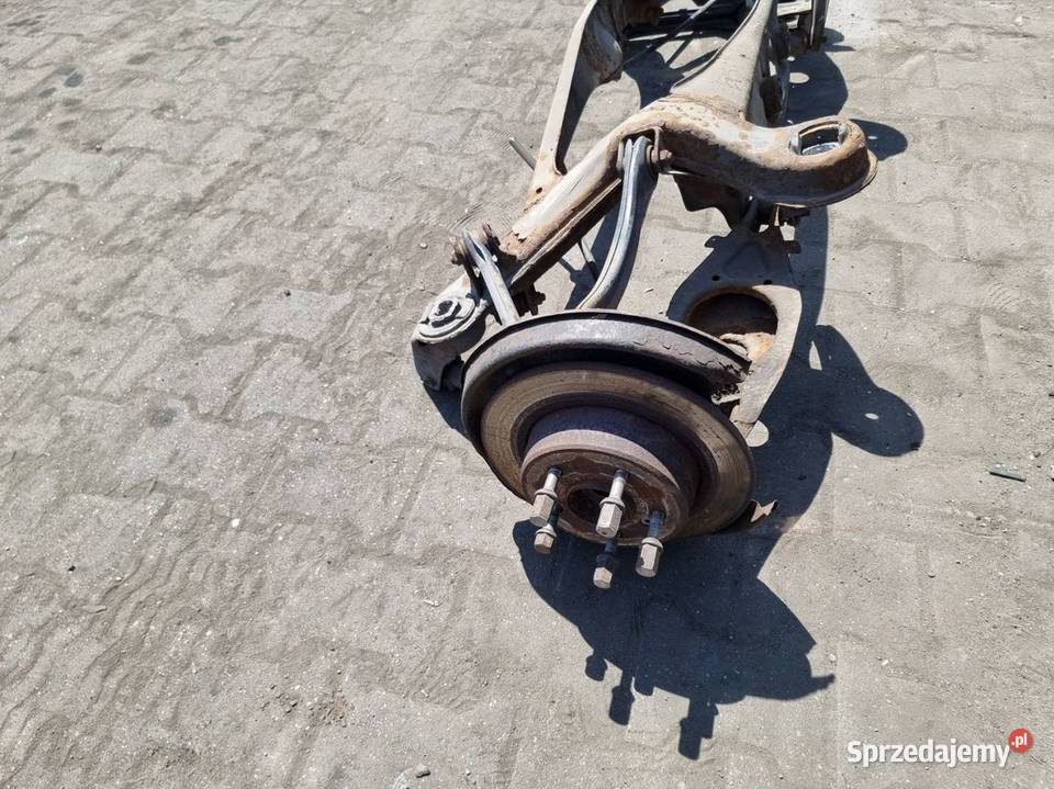 BELKA SANKI TYŁ MERCEDES W124 osobowe Lipno