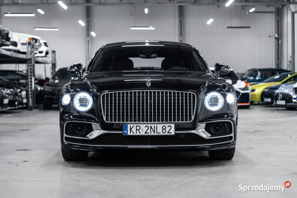 Bentley Continental Flying Spur 60 W12 635 First Continental Flying Spur Węgrzce