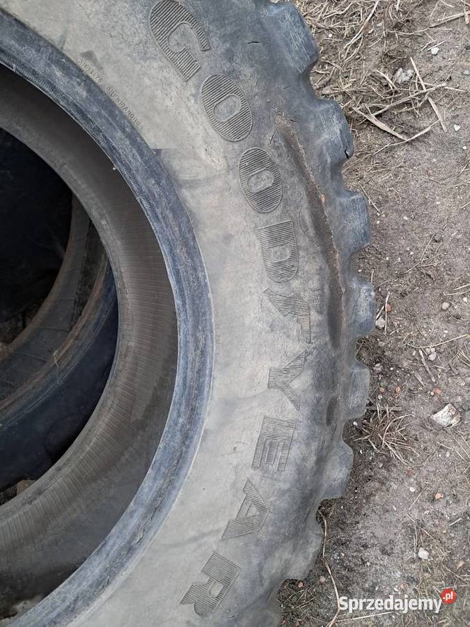 Opona 44080R28 Goodyear