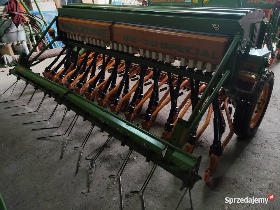 Siewnik AMAZONE D8 Special 3 m 25 rajek Przemęt