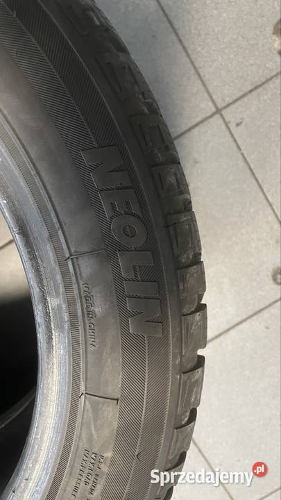 Opona NeoWinter 18555R15