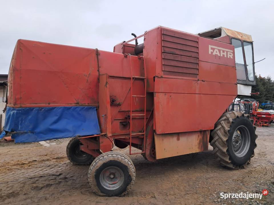 Kombajn Fahr m1200 z kabina w oryginale heder Radom