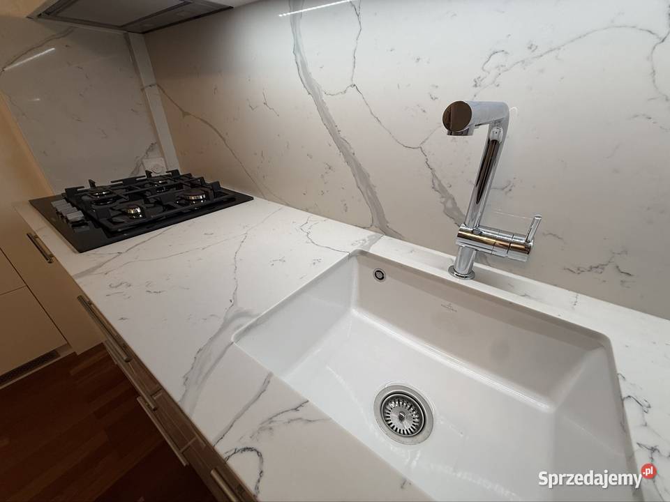 Serock Mieszkanie 2 pokojowe 57qm balkon Centrum Liczba pokoi 2