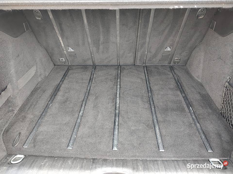 PEUGEOT 2008 12 BENZYNA Hatchback