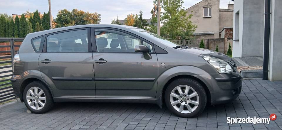 Samochód Toyota Corolla verso 7 osobowy Zawiercie
