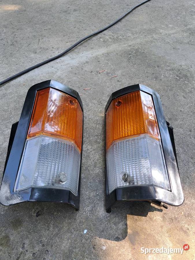 Klosze kierunkowskazów przód Fiat 125p