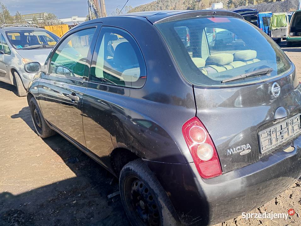 Nissan Micra K12 Z11G 12zderzak tylny części Pozostałe Wałbrzych