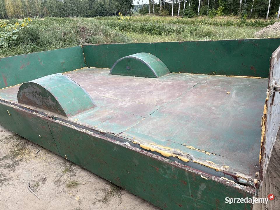 Przyczepa rolnicza jednoosiowa