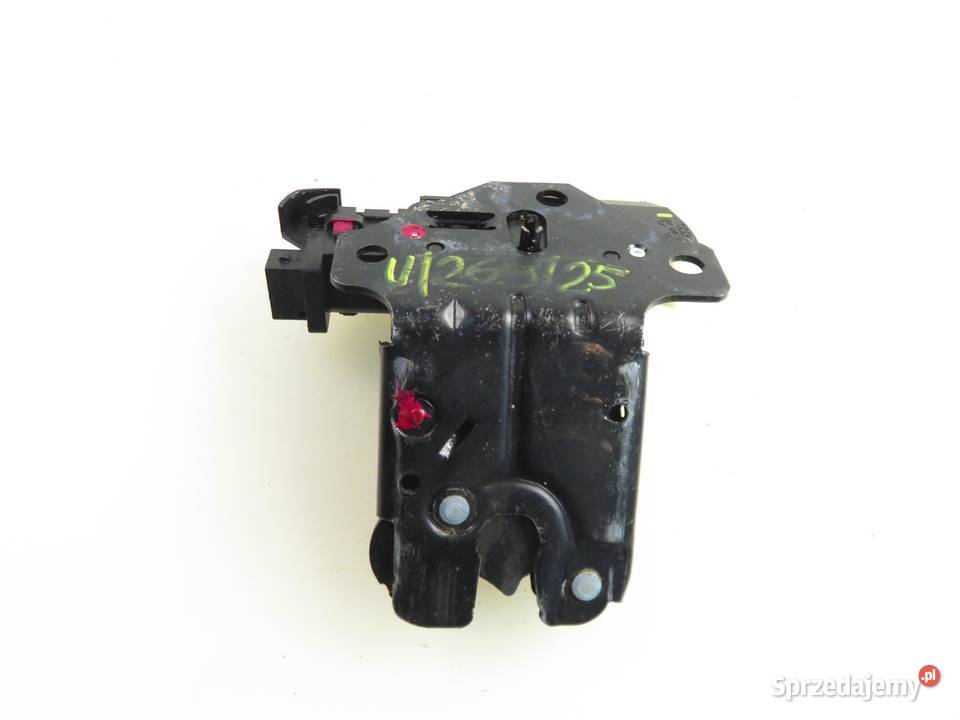 ZAMEK KLAPY AUDI A4 B7 8P4827505C osobowe