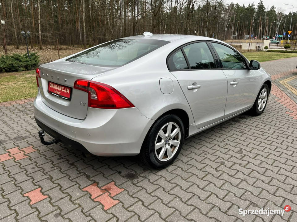 Volvo S60 16 benzyna Xenony Podgrzewane fotele Zarejestrowany w Polsce