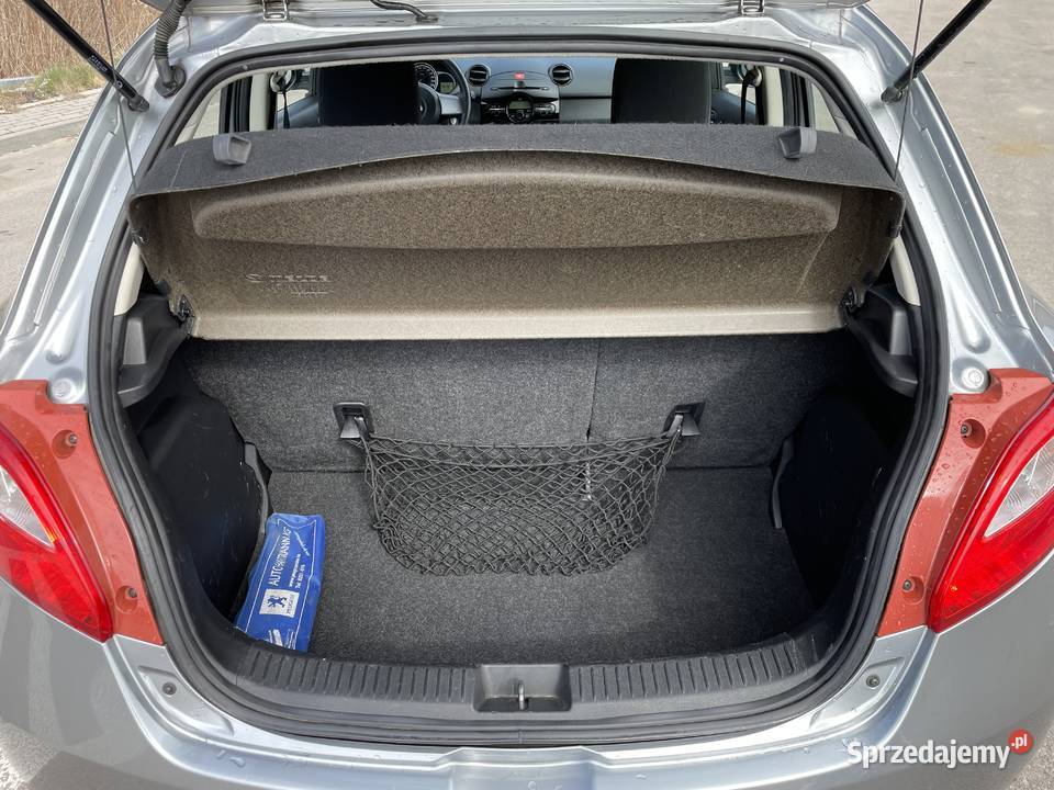 Mazda 2 13 COMFORT Zadbana Rok produkcji 2013 2 Dąbrówka