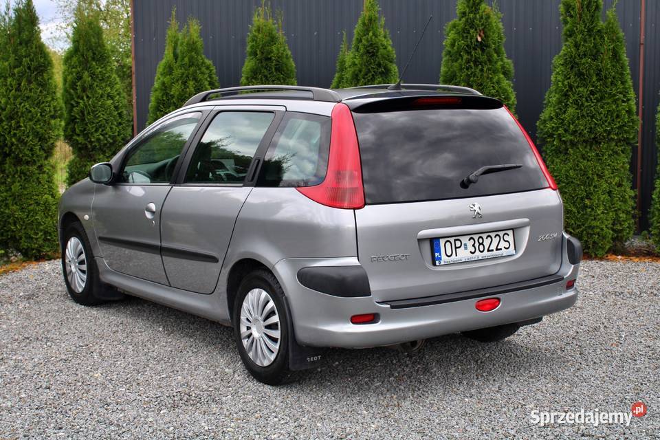 SW 2003r 14 Salon Polska Radwanice