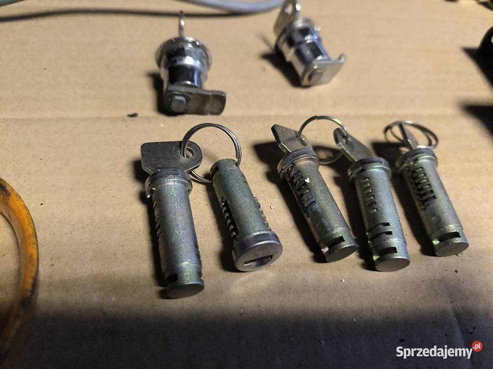 Fiat 125p FSO klamka kierowca nowa klamki Karoseria Stalowa Wola