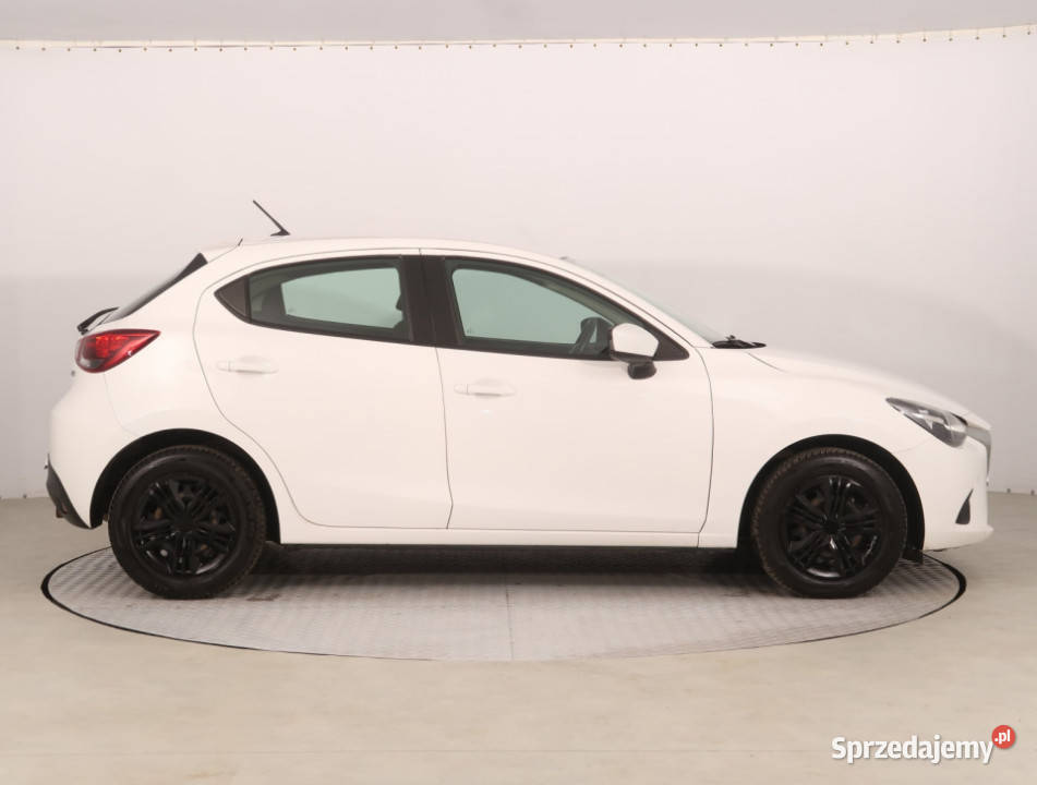 Mazda 2 15 16V manualna Piaseczno sprzedam