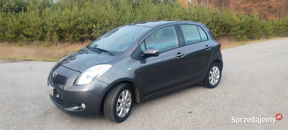 Toyota Yaris 13 benzyna hakczujniki parkowania