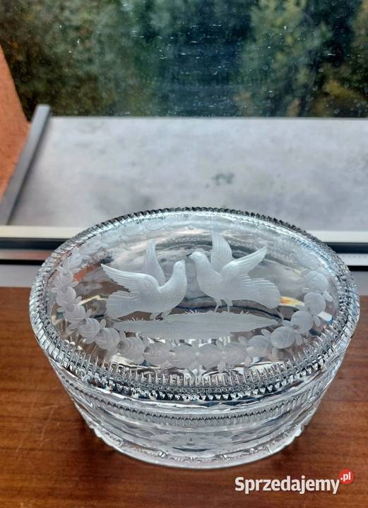 Piękna bomboniera kryształowa PRL dolnośląskie Wrocław