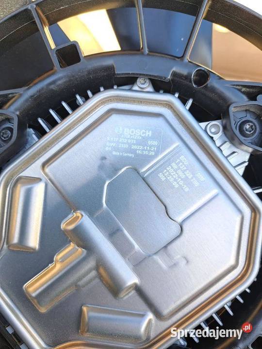 Wentylator chłodnicy Mercedes EKlasa 300DE W213