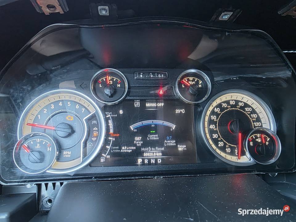Zegary dodge ram 1500 2016r 57 benz mazowieckie Warszawa
