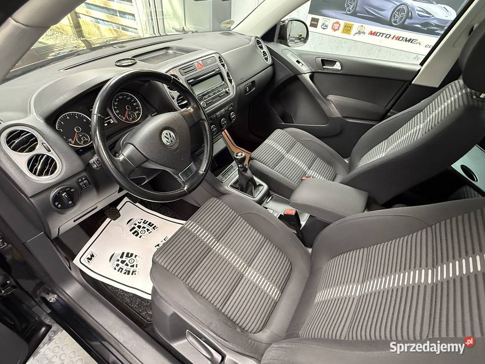 VW Tiguan Benzyna 14TSI czarny pełna dokumen 1390cm3 Poznań