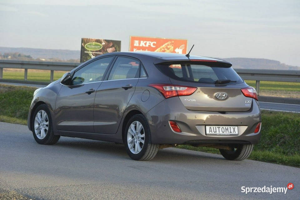Hyundai i30 14 MPI Benzyna gwarancja przebiegu 100KM Sędziszów Małopolski