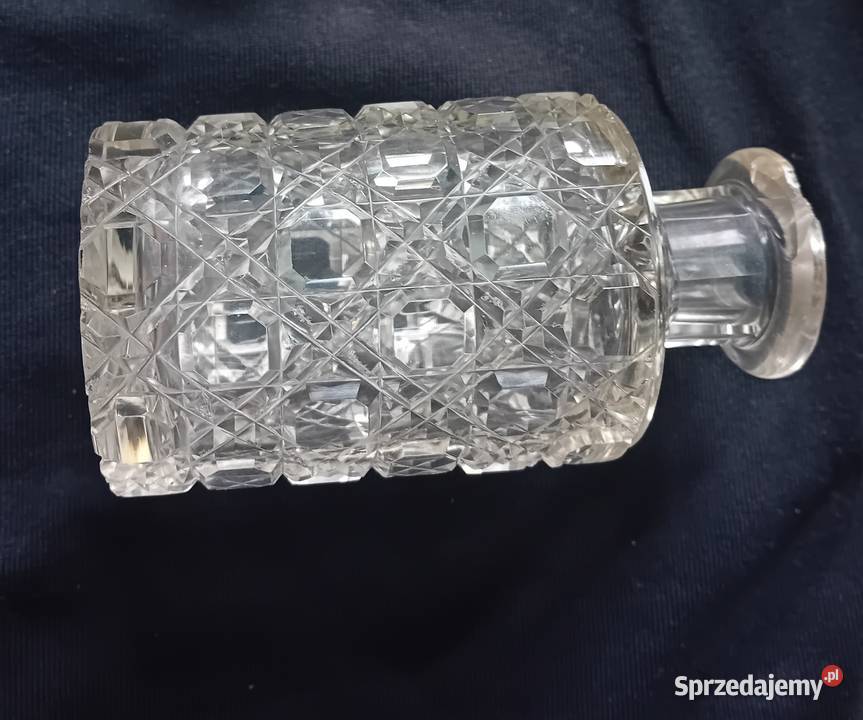 Kryształowy flakon do perfum Baccarat ostatnie