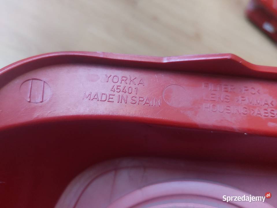 Seat Arosa polift lampa prawa tylna Gliwice