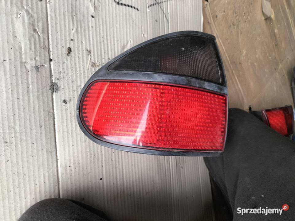 LAMPA TYŁ TYLNA LEWA LAGUNA 1 lubelskie Kamień-Kolonia sprzedam