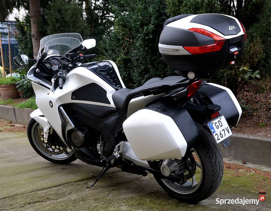 Honda VFR 1200F nieuszkodzony Gdańsk