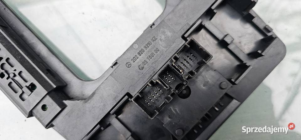 Ramka wybieraka panel szyb mercedes w202 Zbąszyń