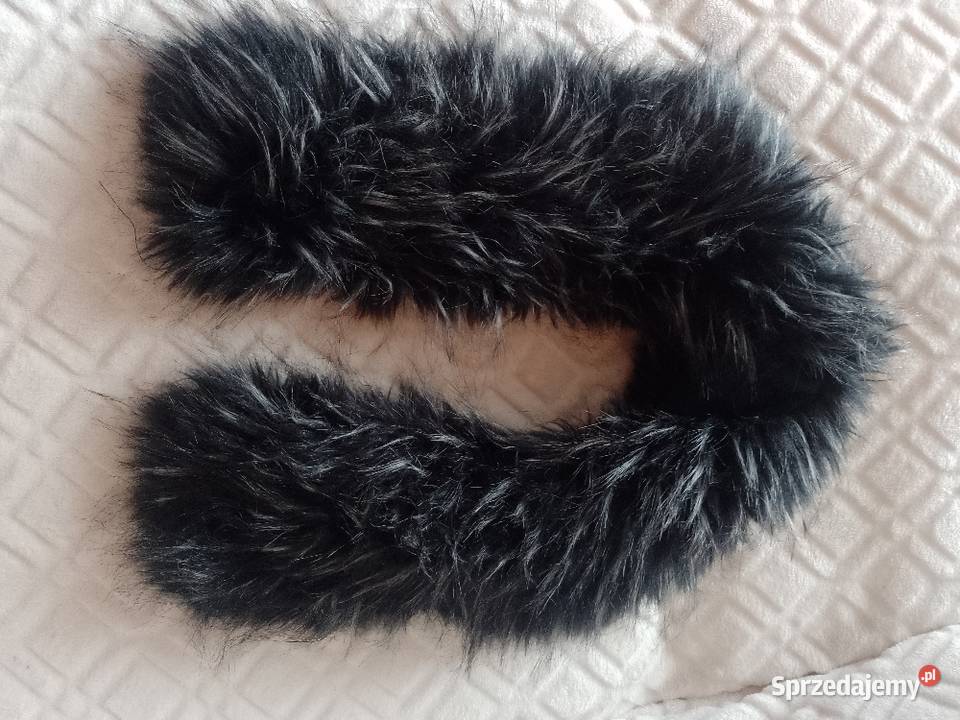 Granatowy futrzany kołnierz z Londynu Etola szal Kraków sprzedam