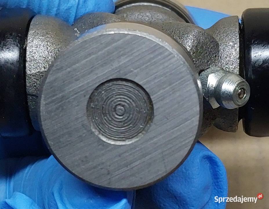 KRZYŻAK WAŁU TOYOTA LAND CRUISER 0437160070 osobowe