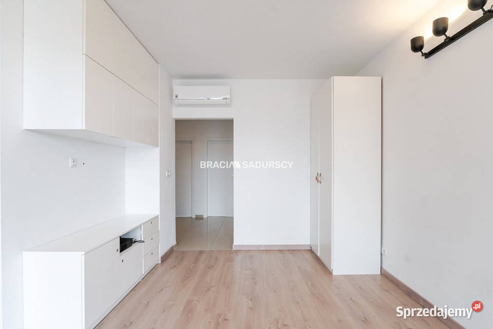 Ogłoszenie mieszkanie Kraków 6439 metrów