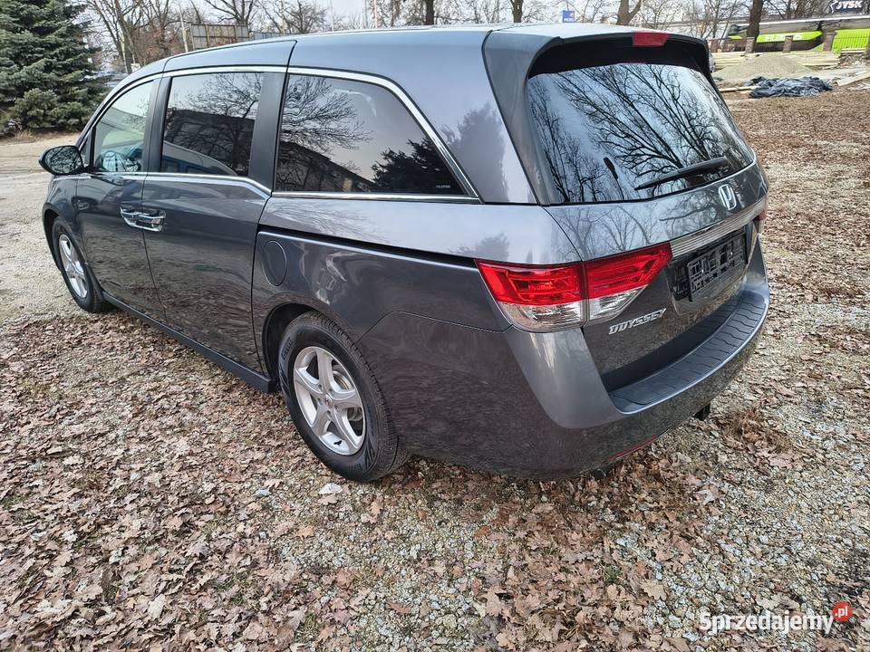 Super stan 3500 benzyna 245 109 8 osób klimatyzacja Wrocław