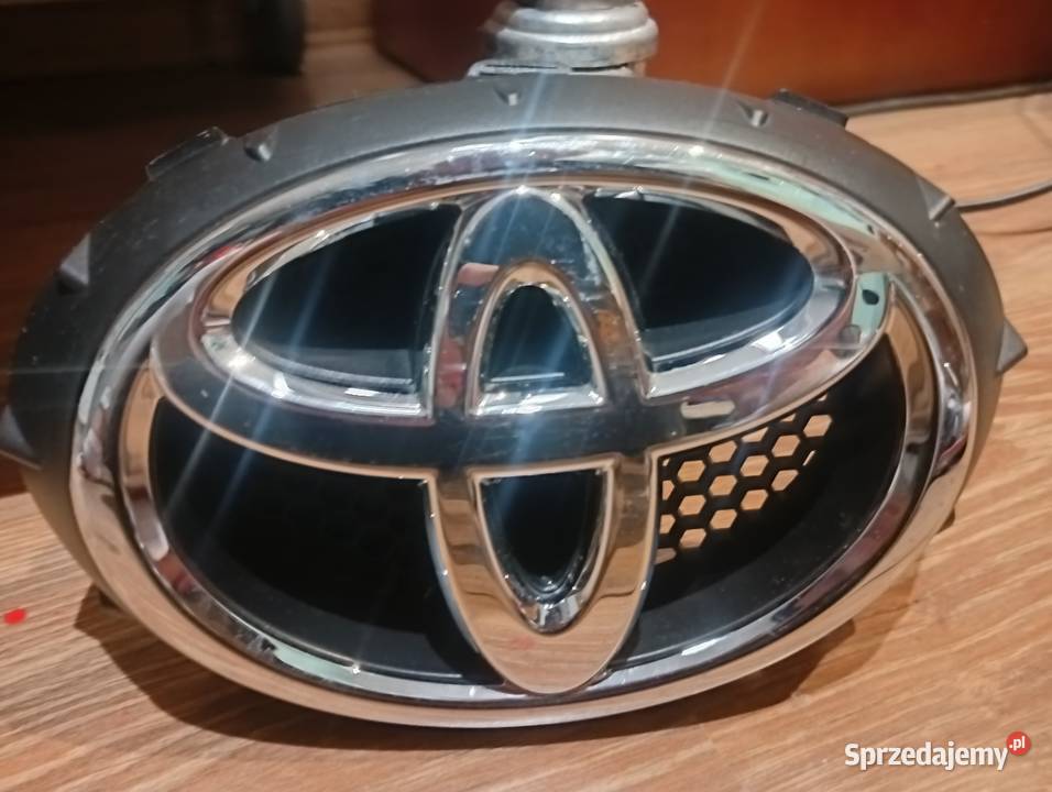 Toyota Aygo emblemat znaczek oryginał 753120H020 Wschowa sprzedam