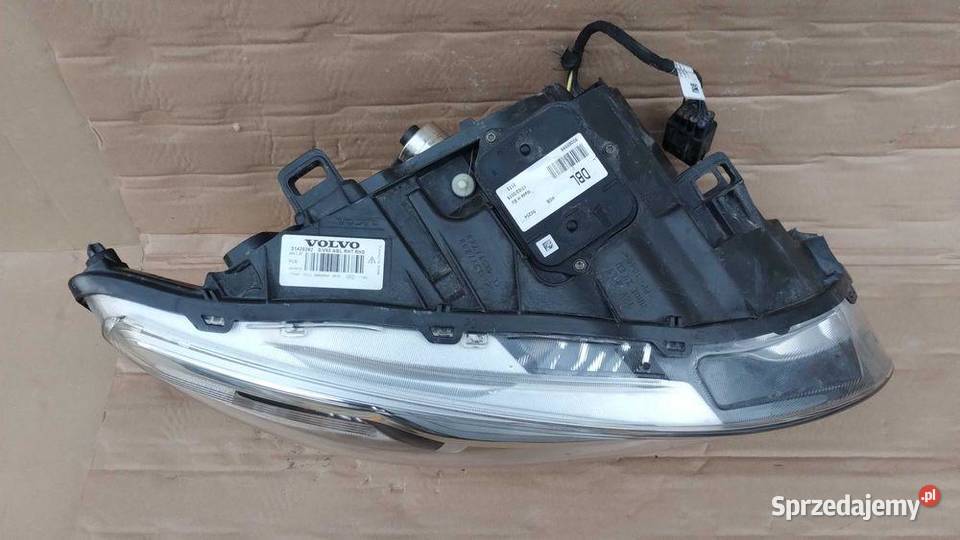 Lampa Prawa Bi Xenon Dynamic Skrętna Volvo V60