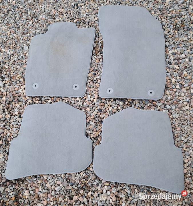 AUDI A1 8X0 DYWANIKI ORYGINALNE Dywaniki Wrocław