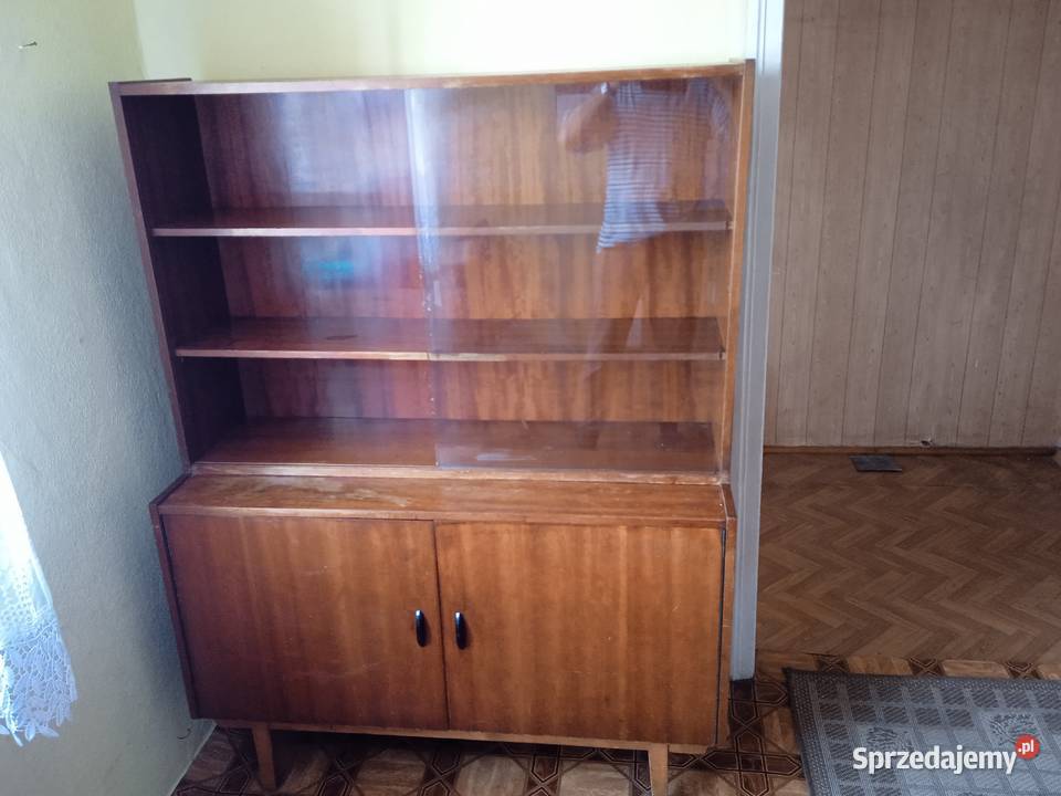 Serwantka drewniana retro z lat 70 do lekkiej