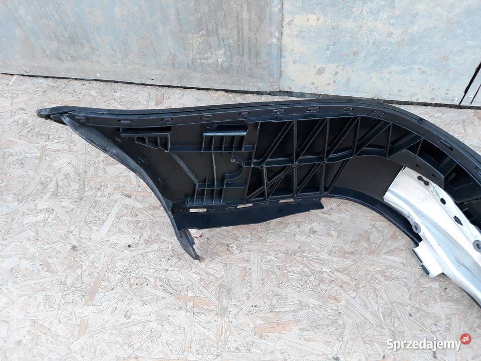 AUDI A4 B5 SEDAN ZDERZAK TYŁ TYLNY 8D5807311