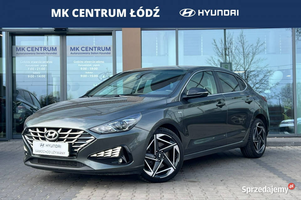 Hyundai i30 15 TGDI FASTBACK Smart 48V AT aluminiowe felgi i30 łódzkie Piotrków Trybunalski