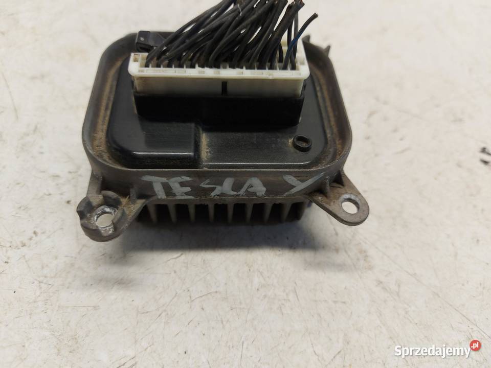 TESLA MODEL Y 2022r MODUŁ LAMPY 153292502C