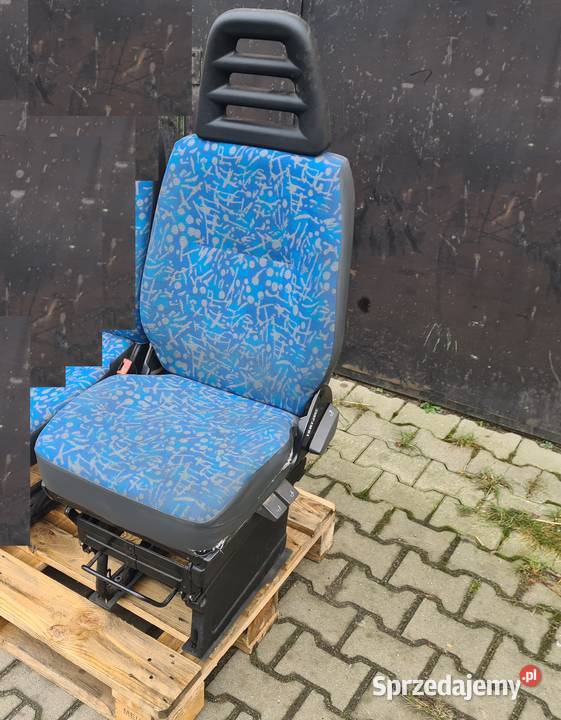 IVECO DAILY 3 9906 fotel kierowcy i kanapa dostawcze Legnica sprzedam