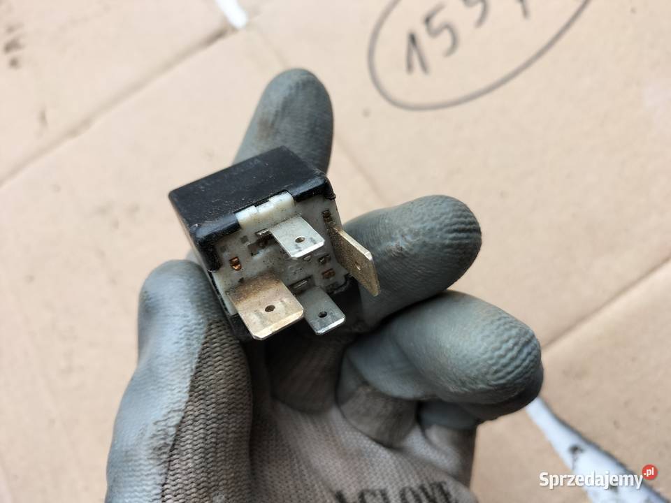 PRZEKAŹNIK 213 443951253J osobowe Kamień-Kolonia