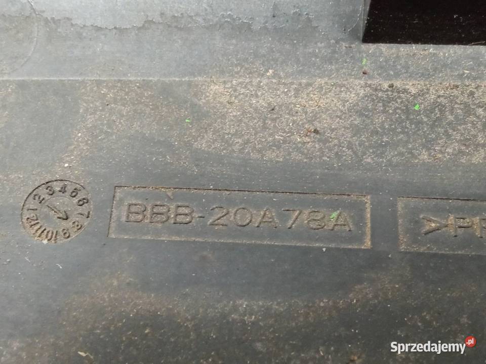 GŁOŚNIK SUBWOOFER TYŁ Jaguar XJ VIII 20092019