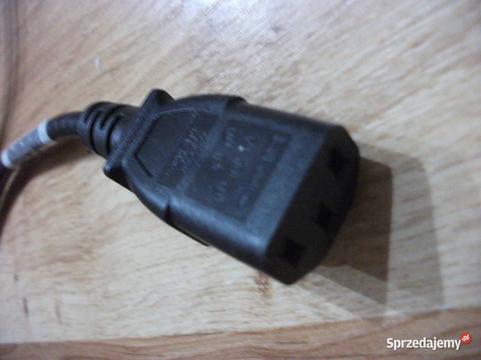 kabel do zasilania komputera