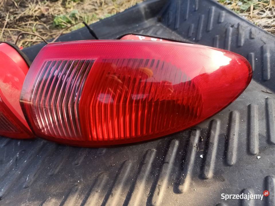 Lampa tył tylna w błotnik prawa lewa Alfa Romeo Szczecin