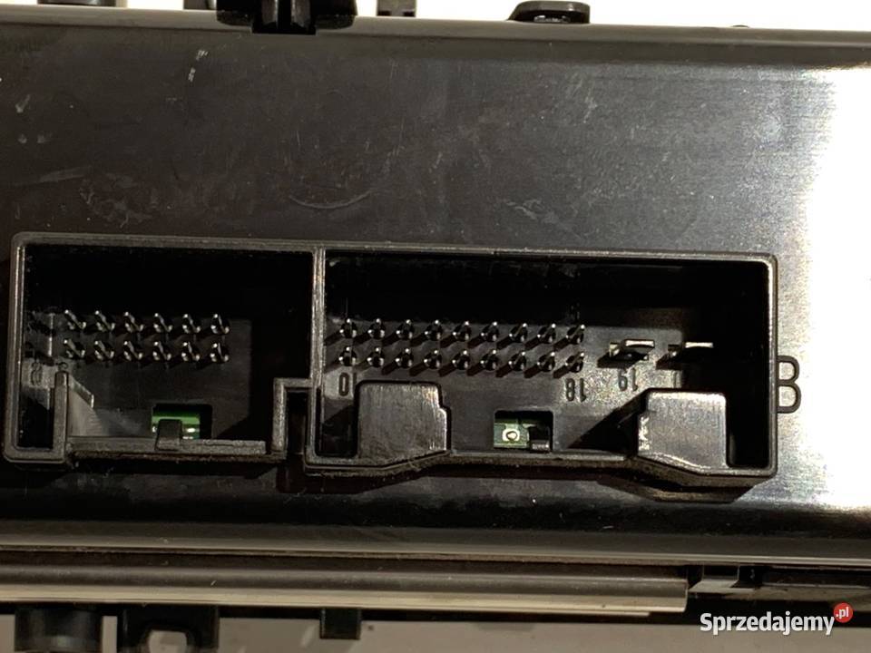 PANEL STEROWANIA NAWIEWU AUDI A4 B9 8W0820043G Panele sterowania, przełączniki