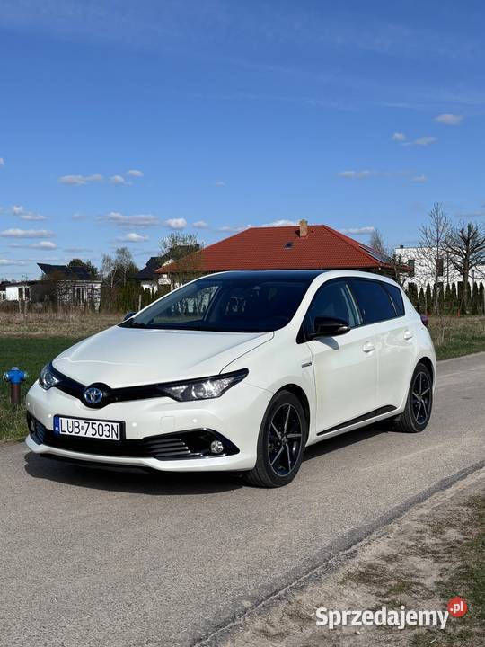 Toyota Auris 2018 Selection 18 Hybrid Niemce sprzedam