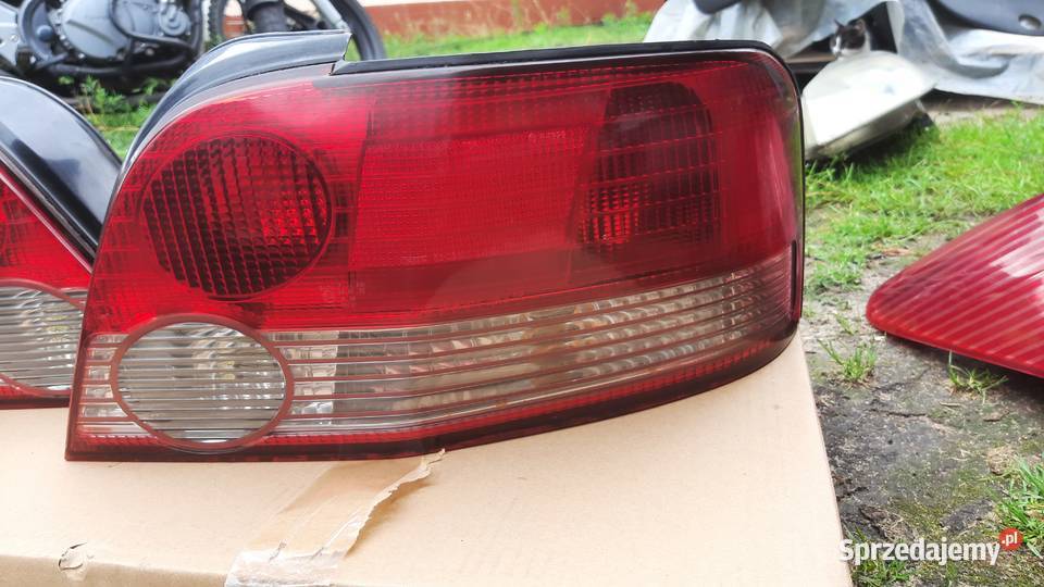 lampa tylna prawa Mitsubishi Galant VIII sedan Dębno