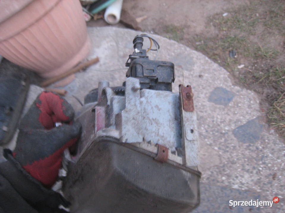 Lampa przednia lewa H4 Fiat Punto I 9399 małopolskie