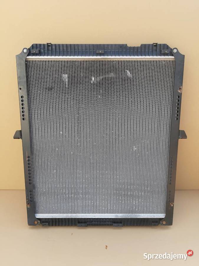ACTROS MP4 CHŁODNICA CIECZY WODY A9605002501 chłodnice sprzedam